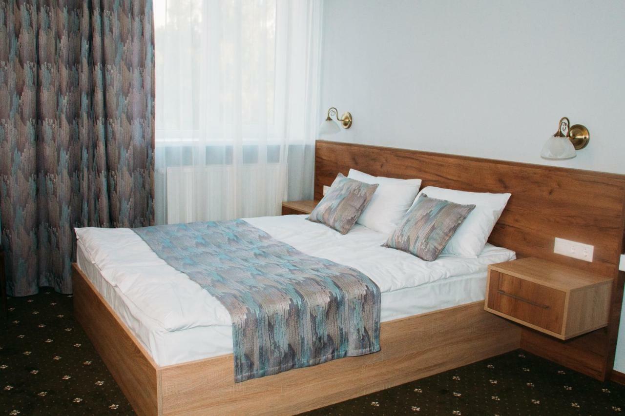 RioRo Myrhorod Exterior foto