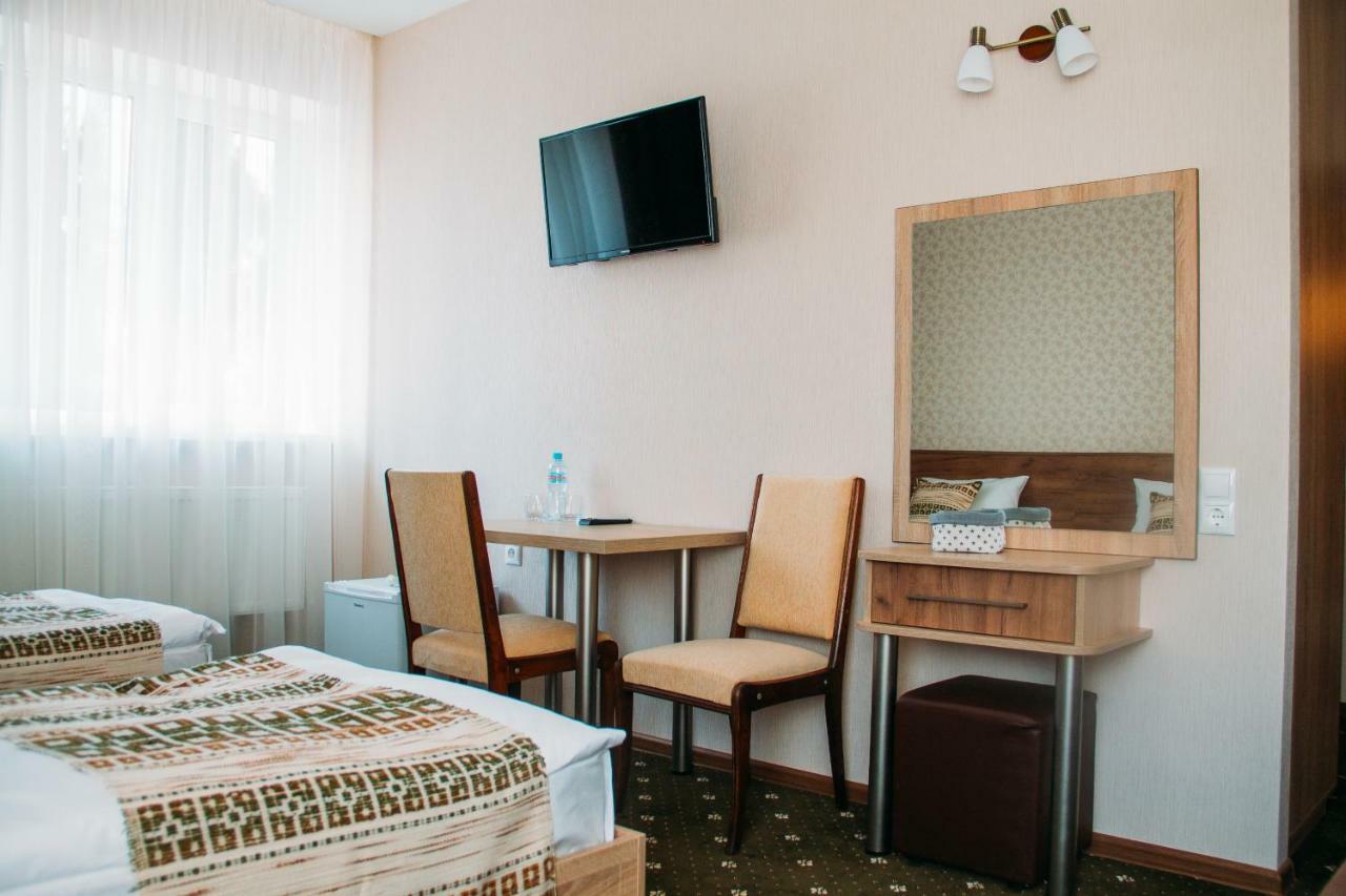 RioRo Myrhorod Exterior foto